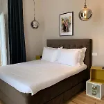 Guest house Temple