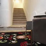 Гостьовий будинок Temple 4*
